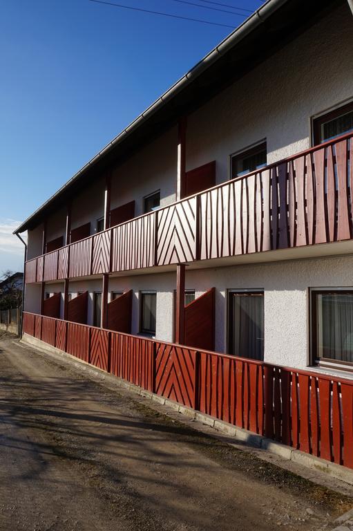 Pension-Metzgerei Hofer Inning am Holz Kültér fotó